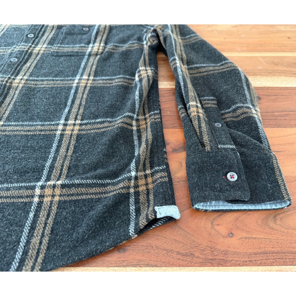 Flag & Anthem MadeFlex Mens XL Charcoal Grey Plaid Stretch Flannel Button Shirt - Picture 3 of 10